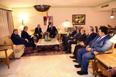 الرئيس هادي يستقبل المبعوث الخاص للرئيس الروسي للشرق الاوسط 