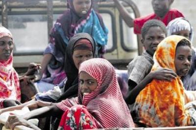 اللاجئين الصوماليين يغادرون اليمن !