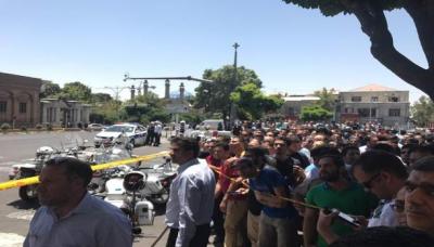 قتلى وجرحى في تفجيران وإطلاق نار في البرلمان الإيراني ومرقد الخميني و"داعش" يتبنى