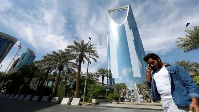 احتجاز الأمير الوليد بن طلال يربك شركات عالمية
