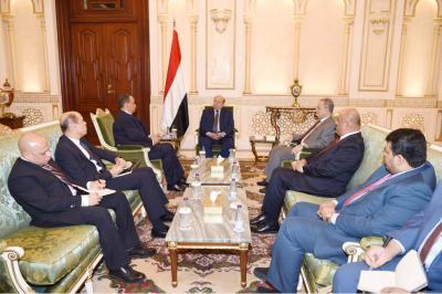 الرئيس هادي يلتقي ولد الشيخ بمناسبة إنتهاء مهمته كمبعوث أممي إلى اليمن  