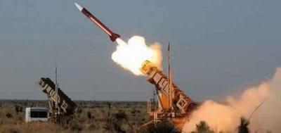 الحوثيون يطلقون صاروخ باليستي على جازان