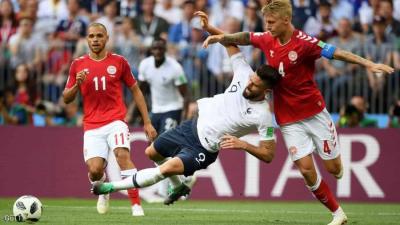 الدنمارك ترافق فرنسا إلى دور الـ16 في مباراة وصفت بالأسوأ