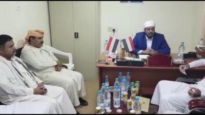 وزير الأوقاف يناقش مع إدارة منفذ الوديعة تسهيل إجراءات الحجاج اليمنيين