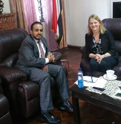 السفير عبد السلام العواضي يبحث مع مسؤولة دنماركية سبل دعم الأوضاع الإنسانية في اليمن