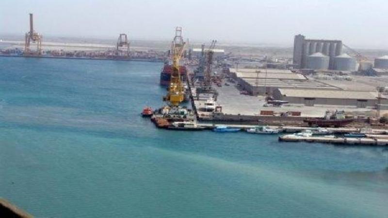 التحالف يعلن عن إصدار 24 تصريحاً لسفن متوجهة إلى موانئ اليمن