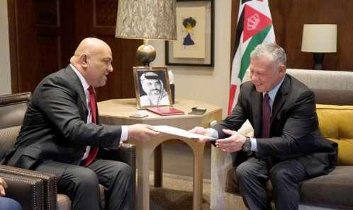 ملك الأردن يستقبل وزير الخارجية اليمني ويسلمه رسالة من الرئيس هادي