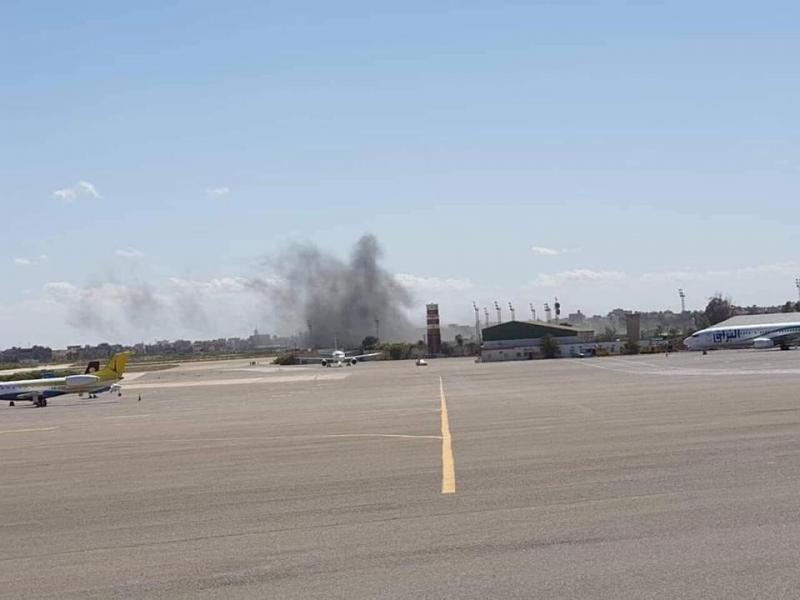 ضربة جوية تستهدف المطار الوحيد العامل في طرابلس