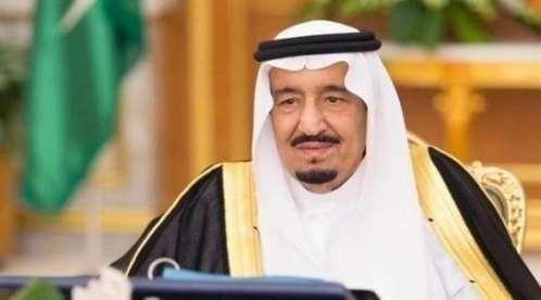 العاهل السعودي يدعو لعقد قمتين طارئتين خليجية وعربية 