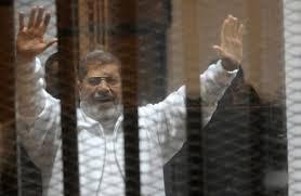  تفاصيل وكواليس الدقائق الأخيرة لمرسي وصولاً إلى دفنه فجراً