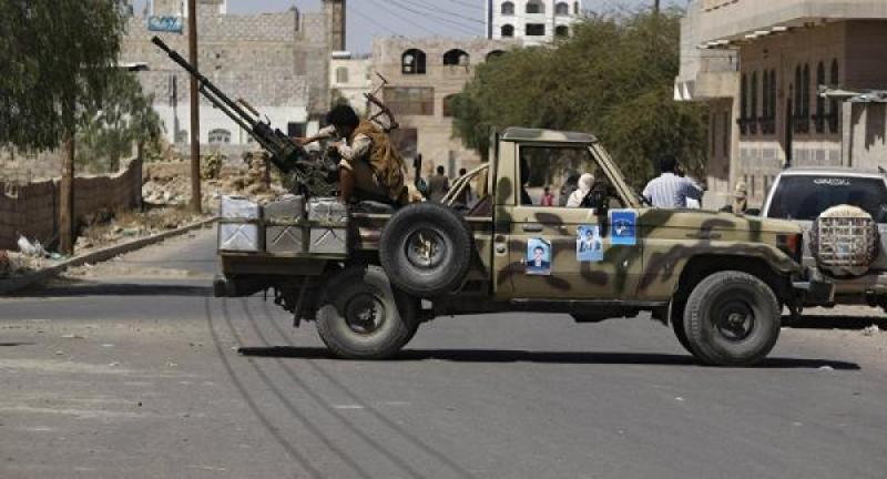 تفاصيل الإشتباكات التي إندلعت بين الحوثيين وقتل على إثرها وكيل محافظة إب