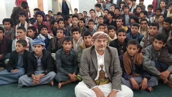 أول رد رسمي من الحكومة الشرعية على قرار الحوثيين بإعتماد الخدمة الإلزامية لخريجي الثانوية 