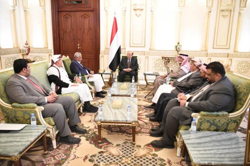 الرئيس هادي يستقبل مجموعة من مرجعيات حضرموت الوادي والصحراء