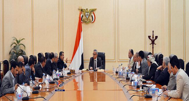 حكومة الحوثيين بصنعاء تعقد إجتماعاً بشأن منع تداول العملة الجديدة وتتخذ قرارها النهائي 