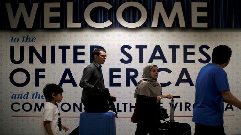 إدارة ترامب توسع حظر التأشيرات لرعايا ست دول بينها السودان