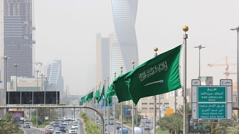 السعودية تعلق سفر المواطنين والمقيمين إلى 9 دول