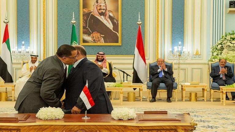 عبد العزيز جباري يدعوا الرئيس هادي ونائبه إلى الإنسحاب من المشهد السياسي والإبتعاد عن الإذلال