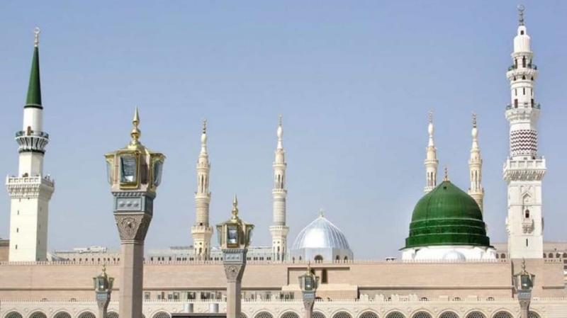 السعودية تعلن فتح المسجد النبوي تدريجياً اعتباراً من الأحد القادم