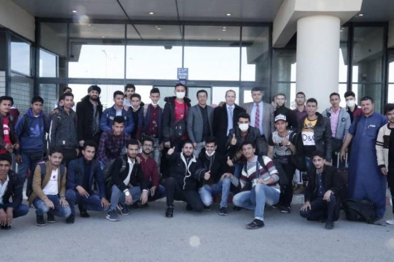 التعليم العالي تكشف موعد تحويل مستحقات الطلاب اليمنيين المبتعثين في الخارج