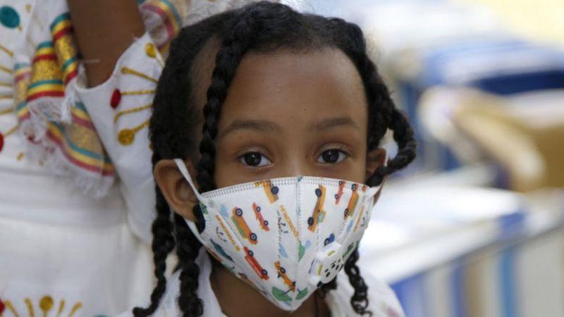 خمسة أسباب وراء عدد الوفيات المنخفض جراء وباء كورونا في أفريقيا