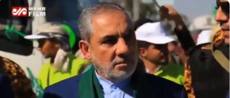 بالفيديو .. هكذا ظهر السفير الإيراني بصنعاء وسط إجراءات أمنية مشددة 