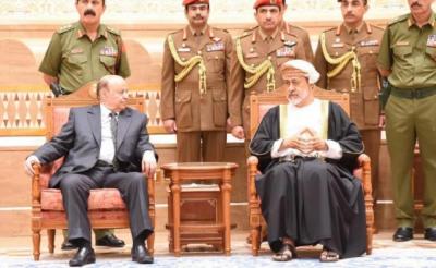 هذا ما يخشاه سلطان عُمان من حرب اليمن وفقاً لتقرير أمريكي