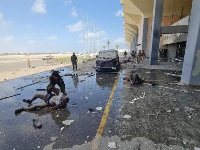 حصيلة جديدة للقتلى والجرحى في قصف مطار عدن
