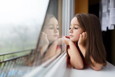 كيفية التعامل مع الضغوط النفسية عند الأطفال