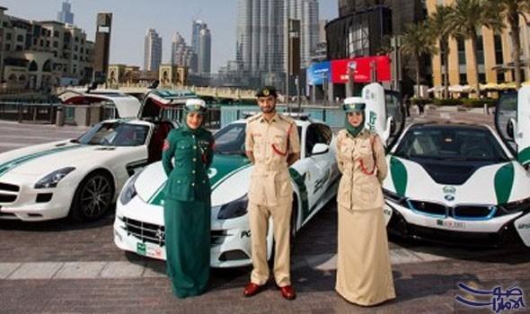 شرطة دبي تعلن عن عمل لمن هم خارج الإمارات بـ30 ألف درهم و"إقامة ذهبية"