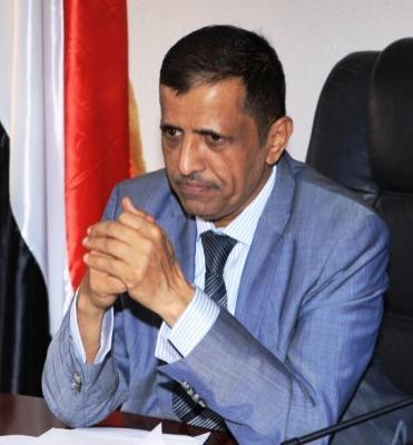 وكالة : قيادي مؤتمري ووزير في حكومة الحوثيين يغادر صنعاء ويلجأ للإمارات