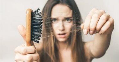 كيف يساعدك الثوم في إستعادة نمو شعرك والعلاج من الثعلبة؟ 