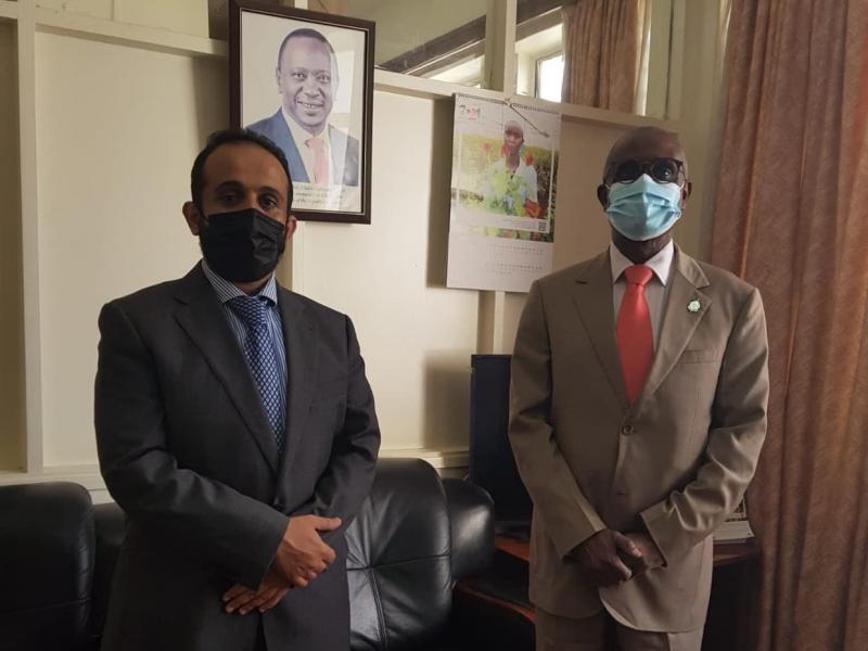 السفير العواضي يلتقي مسئول بالخارجية الكينية ويثمن موقف كينيا الداعم لليمن في مجلس الأمن