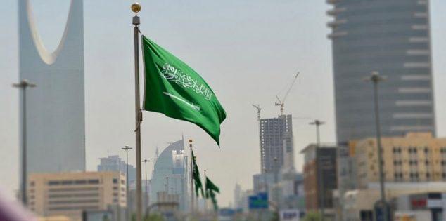 السلطات السعودية تكشف تفاصيل قرار إلزام القادمين للمملكة بالإقرار عن أي مشتريات وهدايا فوق 3000 ريال