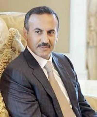 أحمد علي عبدالله صالح يثير الجدل من جديد .. يتجاهل الحوثيين ولا يدعوا إلى قتالهم أو مهاجمتهم