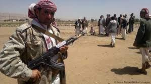 الحوثيون يدشنون جولة جديدة من العنف لفرض شروط وقف الحرب