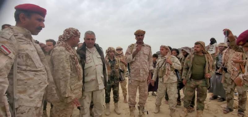 ظهور قيادات موالية للحوثيين على حدود شبوة .. ووزير الداخلية والمحافظ يترأسان إجتماعاً للجنة الأمنية ( صور)