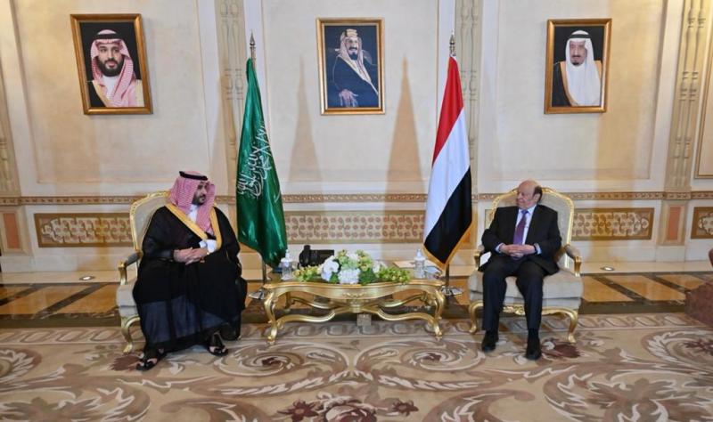 الرئيس هادي يستقبل نائب وزير الدفاع السعودي الأمير خالد بن سلمان