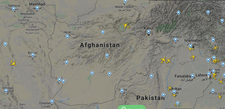 رحلات الطيران تبتعد عن أجواء أفغانستان (صوره)
