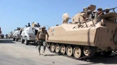 مقتل 7 جنود مصريين في انفجار مدرعة شمال سيناء