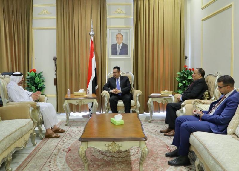 رئيس الوزراء يستقبل السفير الاماراتي لدى اليمن