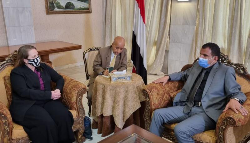 النائب العام يلتقي القائم بأعمال السفارة الامريكية لدى اليمن