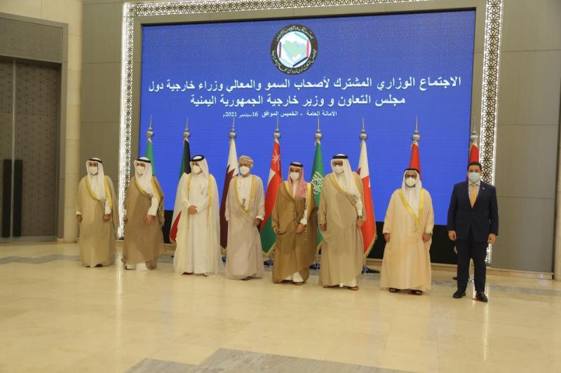 بن مبارك يترأس وفد اليمن في الاجتماع الوزاري المشترك مع دول مجلس التعاون الخليجي