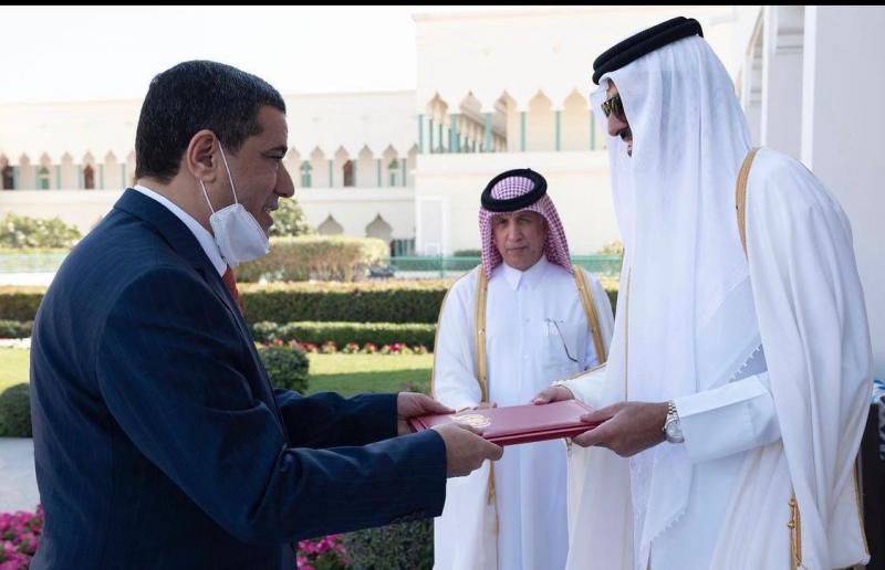 أمير دولة قطر يتسلم أوراق اعتماد سفير اليمن لدى الدوحة ( صوره)