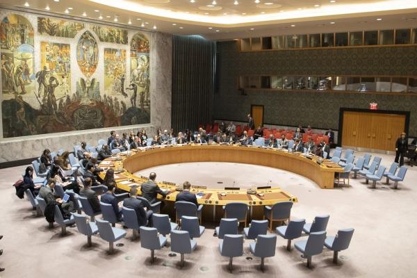 تفاصيل قرار مجلس الأمن حول توسيع حظر الأسلحة على الحوثيين وإعتبارها جماعة إرهابية