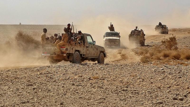 رغم إعلان الهدنة .. الحوثيون يهاجمون قوات الجيش بمأرب ويدفعون بتعزيزات عسكرية