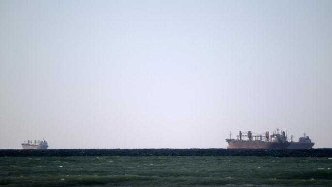 "الحرس الثوري" الإيراني يحتجز ناقلتين يونانيتين في مياه الخليج