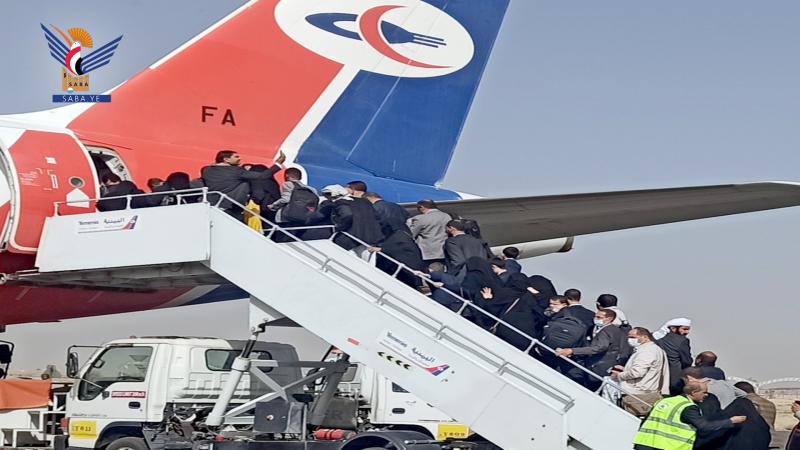 مغادرة 261 راكباً من مطار صنعاء الدولي إلى الأردن