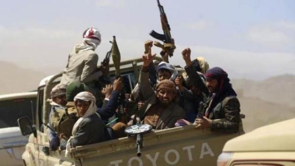 الحوثيون يدفعون بتعزيزات جديدة الى جبهات تعز