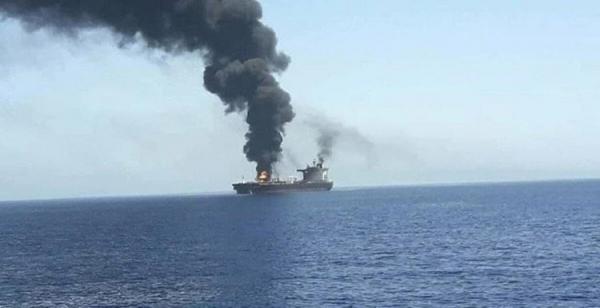 تعرض ناقلة نفط للقصف بطائرة مفخخة قبالة سواحل عمان