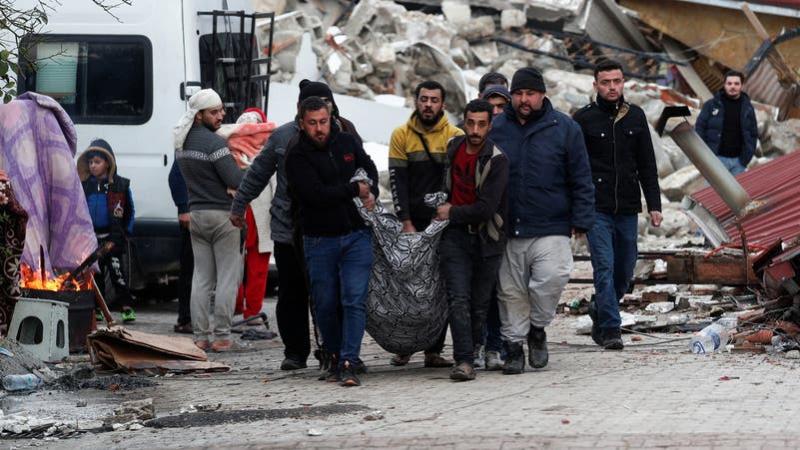 حصيلة جديدة لضحايا الزلزال.. أكثر من 6500 قتيل في تركيا وسوريا